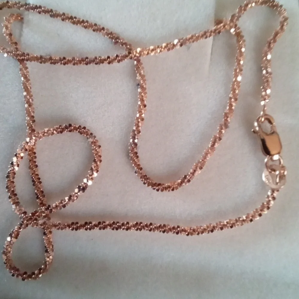 Elegant 14kt.Rose Gold Necklace - Picture 2 of 4